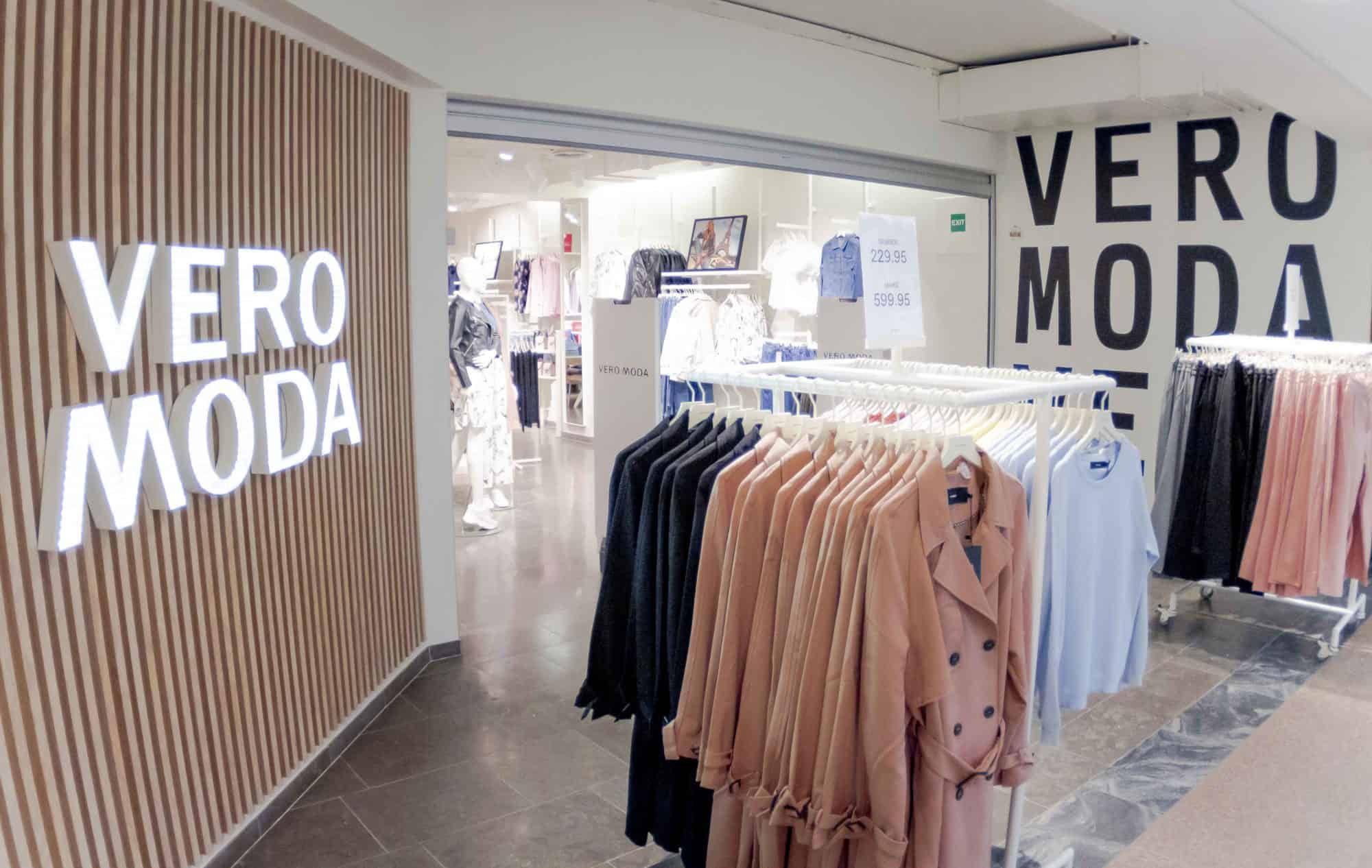 Gå igennem sæt månedlige Vero Moda - Torgkvartalet Kjøpesenter